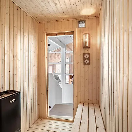 Nyaraló In With Sauna *